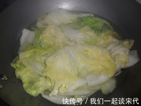 饺子馅如此做,鲜嫩多汁吃一口就上瘾,味道简直太香了