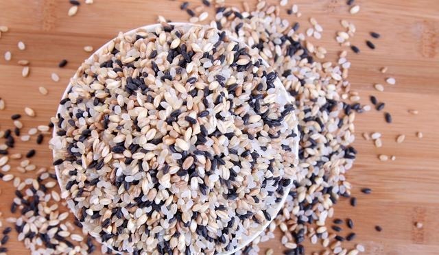 古老|我国古老的农耕文明的密码,农村“五谷压棺”的丧葬风俗