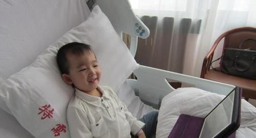 孩子|孩子天天抠鼻子，睡觉喘粗气，医生说怎么不早来医院