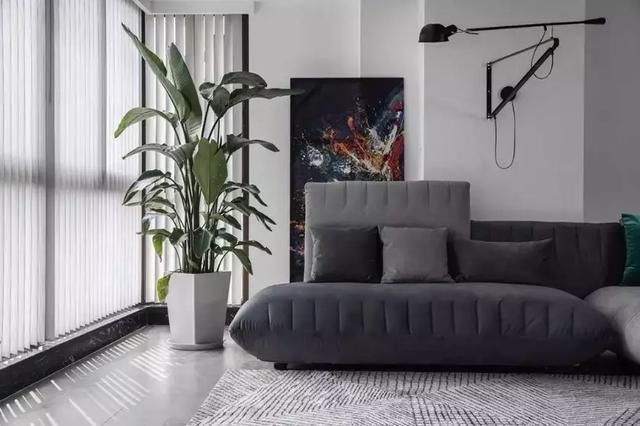 屏障|大胆打通客厅和阳台,刚入住就后悔当初不听劝,错得太离谱了