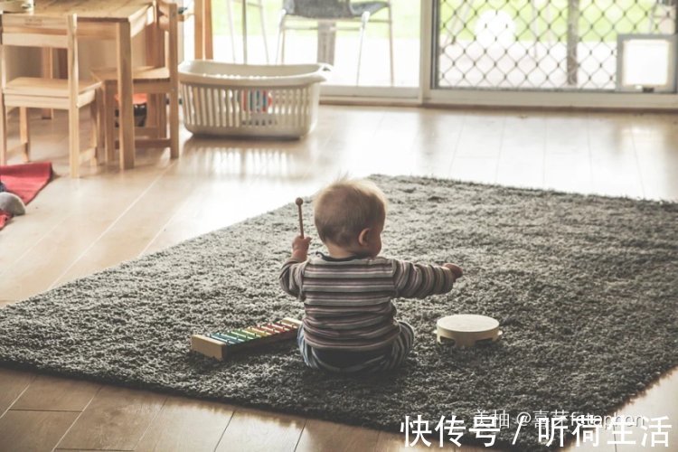 早产儿|7个月早产儿住保温箱花费10多万!保温箱为什么这么贵?