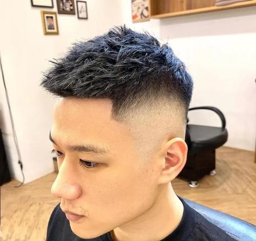 春节男生发型怎么剪才帅？就留这4款，剪完帅气又显潮男范！