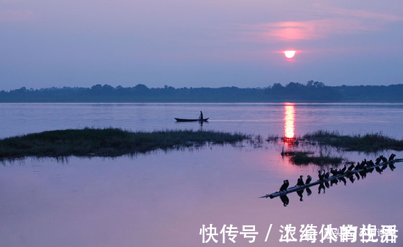 诗人&写洞庭湖的诗很多，刘禹锡的诗却能脱颖而出，他的这首诗好在哪里