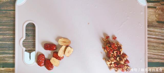 简单易行|懒人版红糖红枣蒸全麦糕,无需揉捏,简单易行,味道香甜