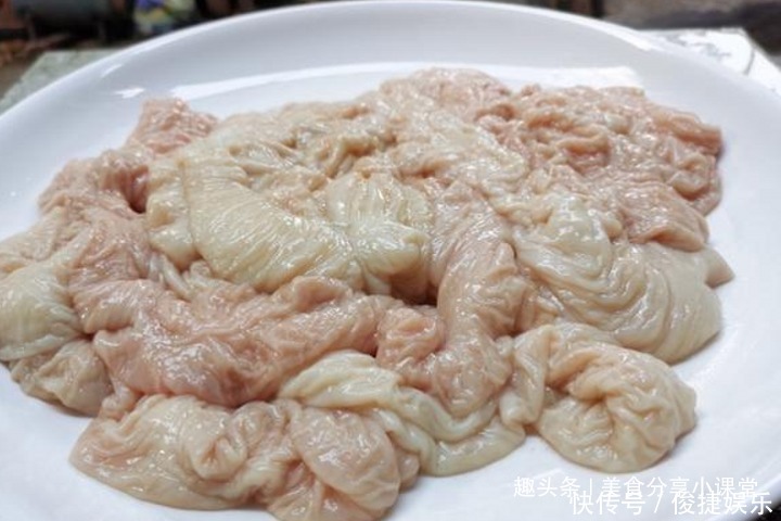 干煸肥肠最好吃的做法,简单几步就上桌,外酥里嫩又下饭,特解馋