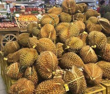 消费观|“妈妈我想吃榴莲”，两位民工妈妈的不同回答，已经影响孩子人生