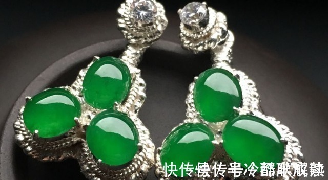 翡翠 女士选择翡翠耳饰也有讲究,买到适合自己的耳环,可修饰脸型!