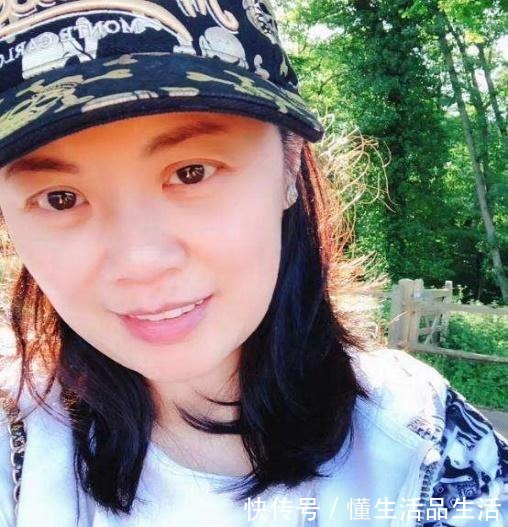主持人|前央视著名才女姜丰,修改国籍为爱远嫁,如今离婚后过的怎样