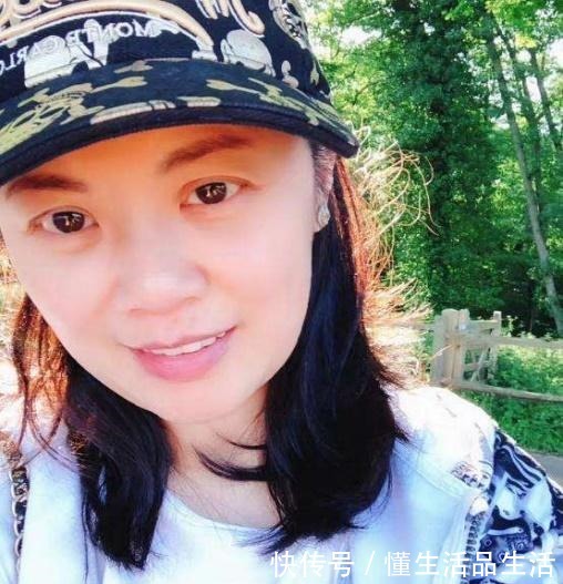  主持人|前央视著名才女姜丰，修改国籍为爱远嫁，如今离婚后过的怎样