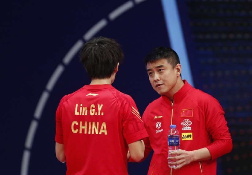 林高远|国乒世界冠军被淘汰,王皓再次失去信任,秦志戬亲自指挥关键战