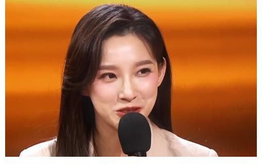 17岁管晨辰模仿拜尔斯说话!奶声奶气,全场大笑,马凡舒更美了