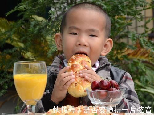 油炸食物|6岁男娃停止发育，儿科医生3种早餐别喂给孩子吃了