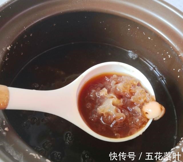 石榴树|百合莲子红豆糖水,分享一款甜汤,好喝又滋补!