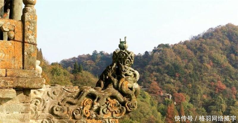 武当山上的“夺命龙头香”,百年来殉命者不计其数,如今稍有改动