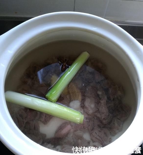 孩子|这菜和牛肉“天生一对”,再贵也要给孩子吃,增加免疫力,身体壮