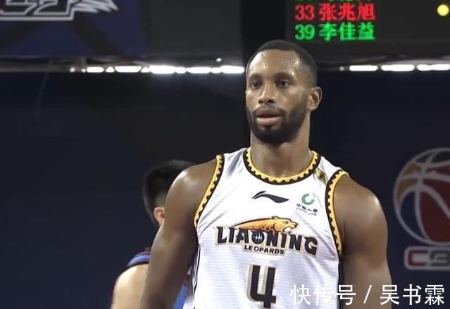 赵继伟|张镇麟16中11!郭艾伦休战,辽宁队半场60分,天津双外援成摆设