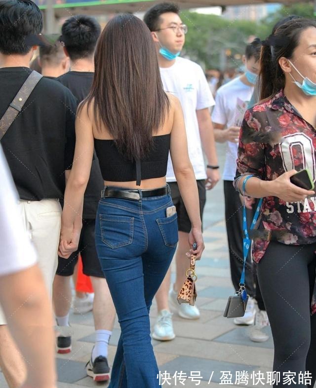 苗条|针织马甲的土味十足？是你没有学会搭配，搭配合适时尚而高级