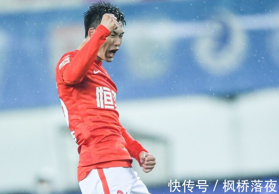 广州队|1-0绝杀!20米开外一脚世界波打死角!国足终于找到王刚的替代者!