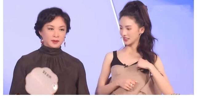 《追光吧》开播槽点多,推迟上线恐与金星有关,姜潮疑似谎报年纪