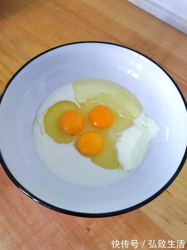 面包新做法，不揉手套膜，简单快速，外酥里软，人人都会做的面包