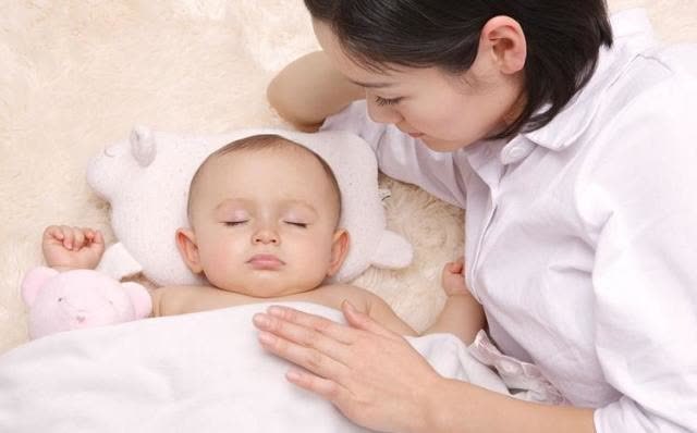 发育|宝宝睡觉时有这几种情况，可能会影响发育，宝妈要赶紧唤醒娃