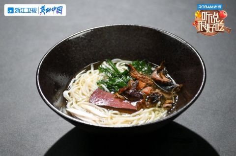 專訪|美食“快”綜藝逆勢突圍，女性力量幾何？｜專訪《聽說 很好吃》導(dǎo)演鄭也納