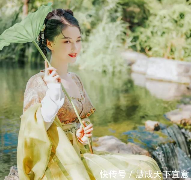 绫罗绸缎|空间文中枪重生六零，她意外开启空间，绫罗绸缎千匹，粮票万张