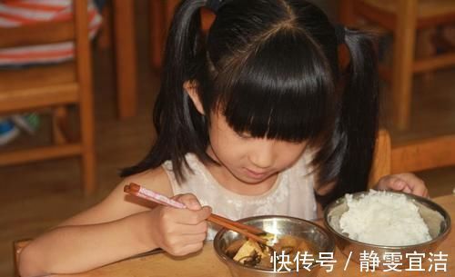 孩子|家长这些行为,容易让孩子感染上幽门螺杆菌,很多家长还是做