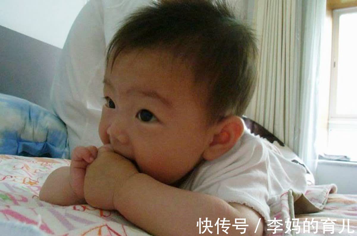 肢体|宝宝6个月后,养育方式就变了,牢记“2增2减2监控”,宝宝更健康