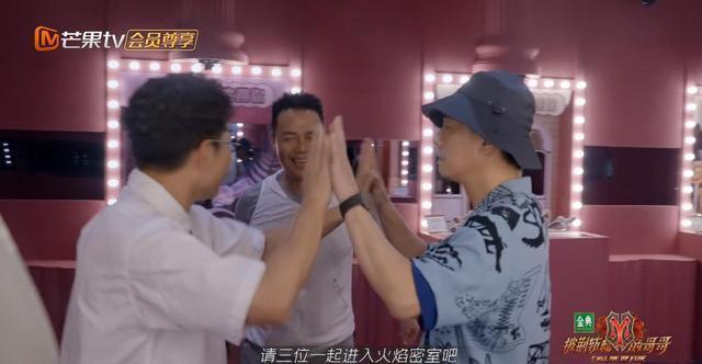 《哥哥》：一開始以為是看哥哥們答題，看完后才發(fā)現(xiàn)原來主角是門