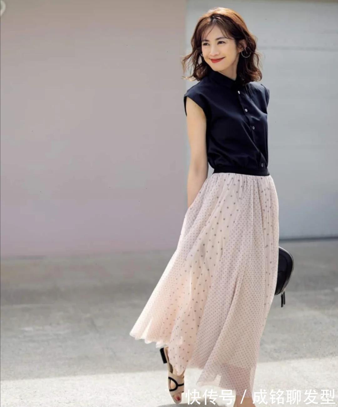 搭配|40岁女人一定要穿得优雅,学学这几组日系搭配,知性减龄又时尚