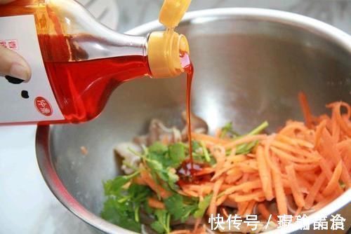 好吃|简单解馋的下饭菜，香脆爽口的猪耳朵，好吃到不想停下来
