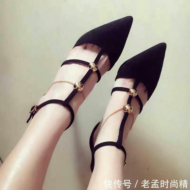 高跟鞋|一双能够瞬间提亮整体搭配的高跟鞋,就是你摆脱搭配困难的救星