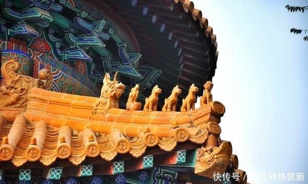 黄河边上有座嘉应观，庙内有个“神秘”铁碑，现代技术都无法复原