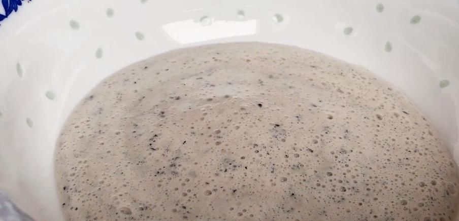 蒸糕|夏天黑豆多给家人吃，简单一做，养血乌发明目，家人常吃身体棒棒