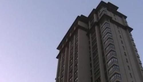 黄女士|120万的房子装修后,门锁竟被换了夫妻俩还被卖给了别人