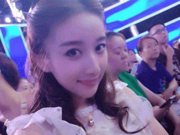 小姐姐|因长得太美，被星探从《非诚勿扰》发现，现已成为一名演员