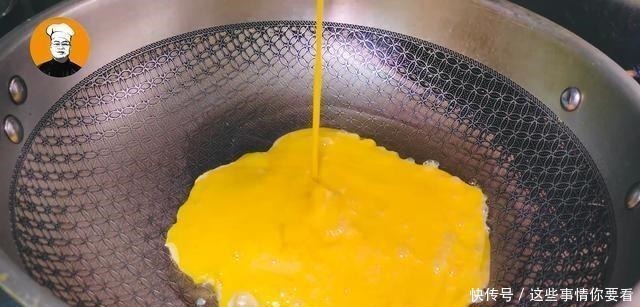吃法|面条不要水煮了,试试这种新吃法,我家一周吃六次,比吃肉解馋!