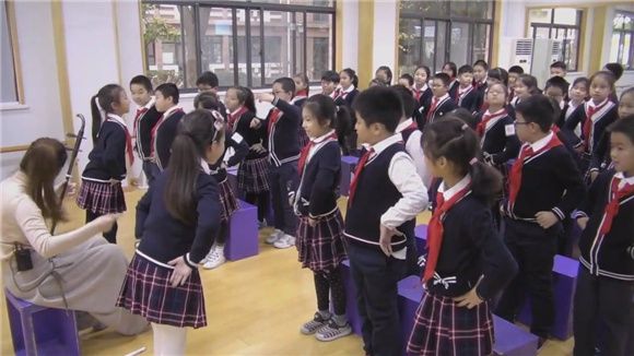 [浦东]福山证大外国语小学:立足单元 激发学习兴趣 提升音乐审美