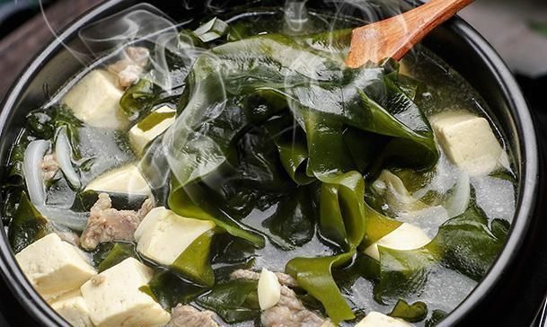 海带有“长寿菜”的美誉，营养丰富，海带汤更是受欢迎