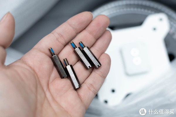 桌面空间|拒绝呆板,我也谈一谈,如何打造灵活多变又舒适安逸的桌面空间