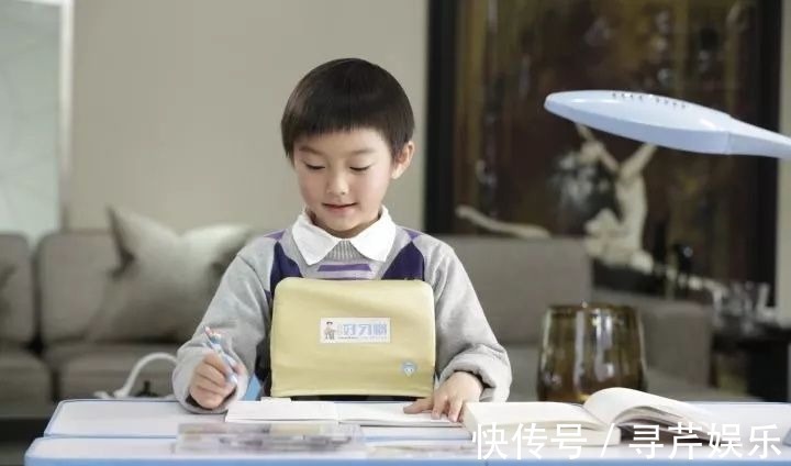 望远|导致孩子近视眼的最大原因居然不是手机而是它?还有多少家长不知道呢?