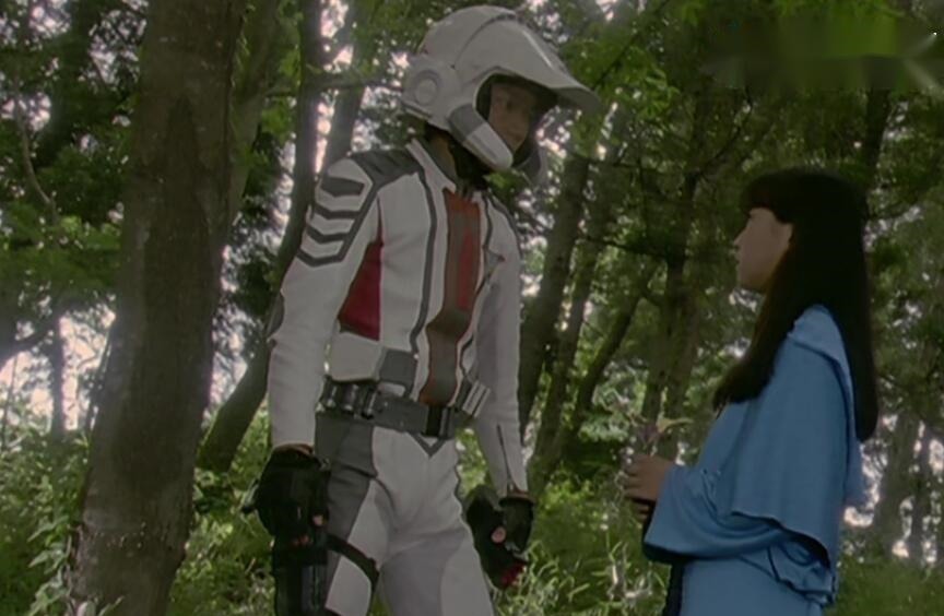 迪迦|迪迦奥特曼迪迦被吊打的一集,与全世界为敌,胜利队都不想救他