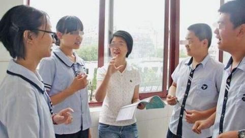 好主意|“数学”学得好的女生，大多有这4个特征，班主任：学渣装不来