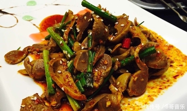 菜花|10个人点了12个菜花了600块,吃一顿顶一天这钱花的真值