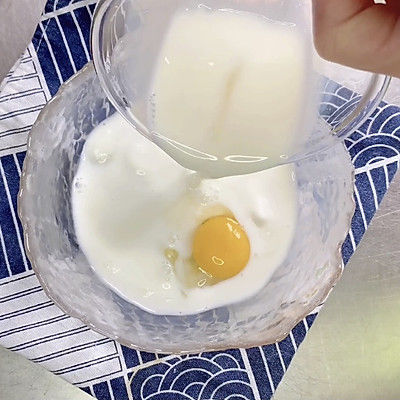芝士香肠松饼卷