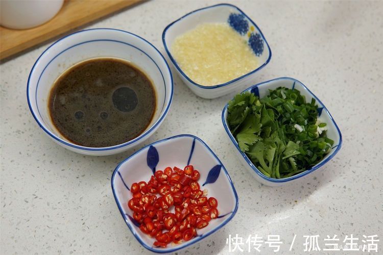 做法|清爽开胃的凉拌海带丝做法,好吃到停不下来,多一步味道就香了