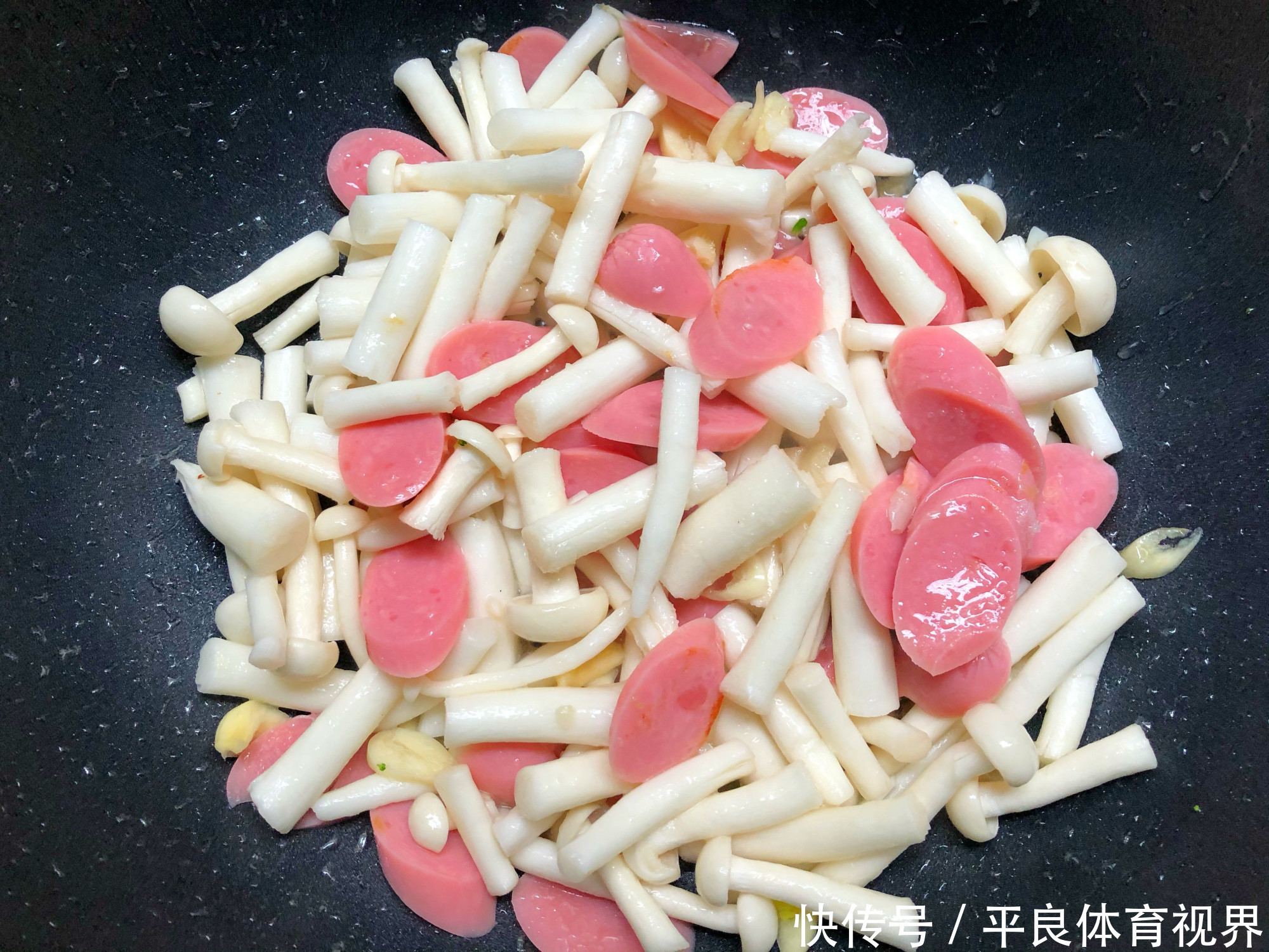 春天，我家最爱这道菜，营养全面味道好，大人孩子都喜欢
