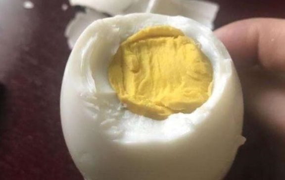 孕期|孕妇吃鹅蛋，对胎儿发育有帮助，那你知道该什么时候吃吗？