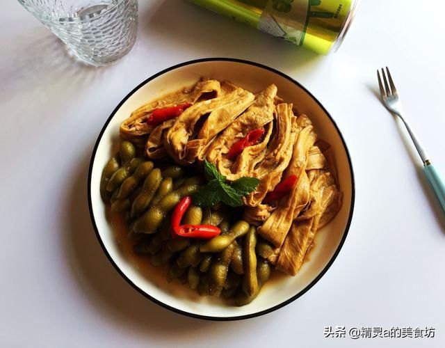 腐竹|秋天这菜正当季，下锅卤一卤，好吃又营养，补钾补铁，常吃身体棒